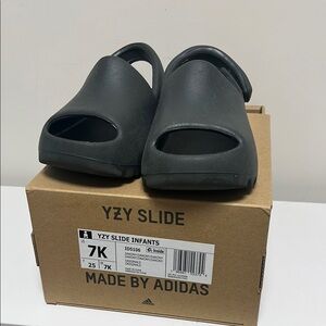 Adidas YZY Slide Infants - Black